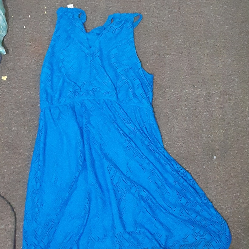 Nice fitting blue dress